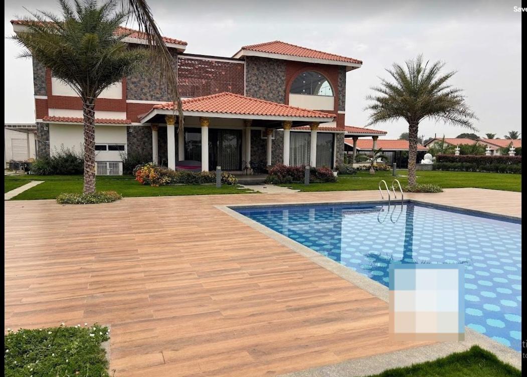 Redhomex Cove Castle Villa Haïdarabad Extérieur photo