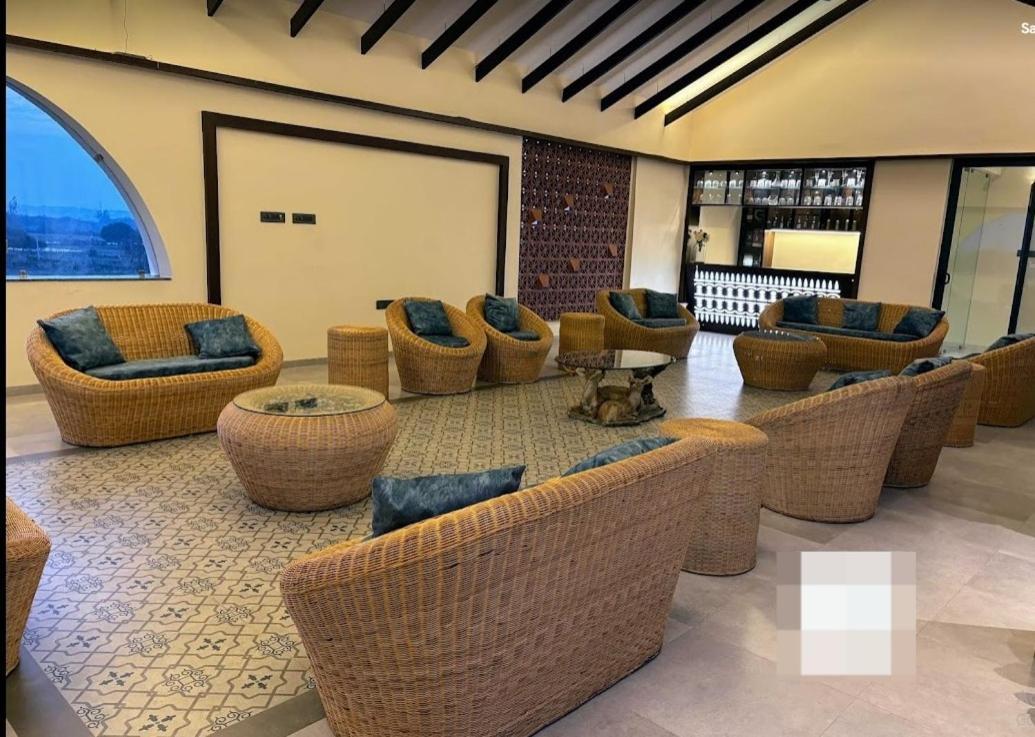 Redhomex Cove Castle Villa Haïdarabad Extérieur photo